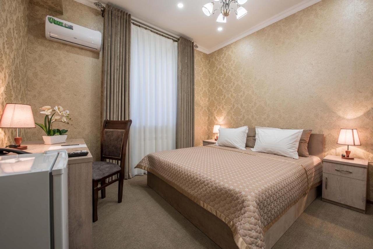 Huzur Hotel Ташкент Екстериор снимка